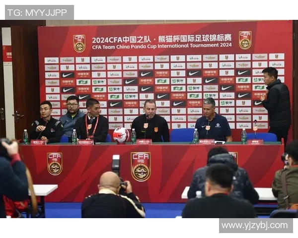 赛后分析:上海足球队与成都足球队灵活战术对比与启示 赛后分析:上海足球队与成都足球队灵活战术对比与启示