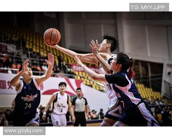 CBA精彩对决回放上海队与北控队的巅峰对抗全程回顾 CBA精彩对决回放上海队与北控队的巅峰对抗全程回顾