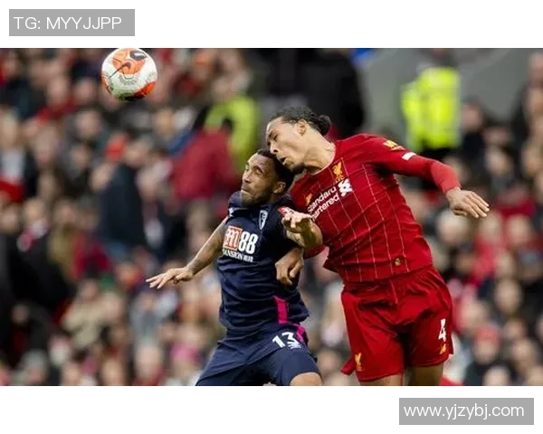 伯恩茅斯与诺丁汉激战正酣比分揭晓精彩瞬间回顾