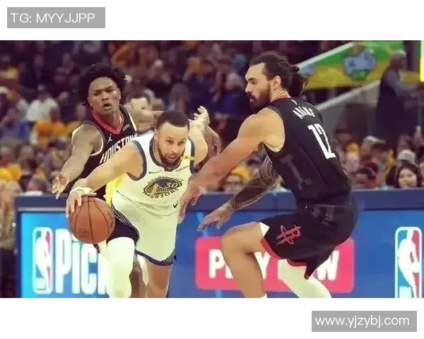 快船与勇士激战正酣10月25日NBA焦点对决引发球迷热议